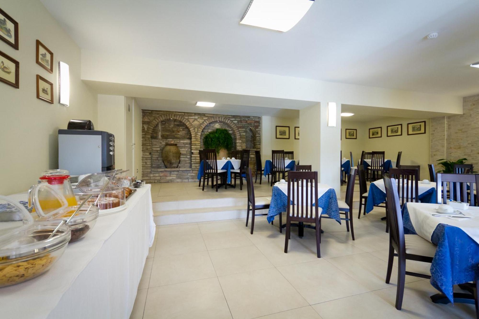 Hotel Donnini Assise Extérieur photo