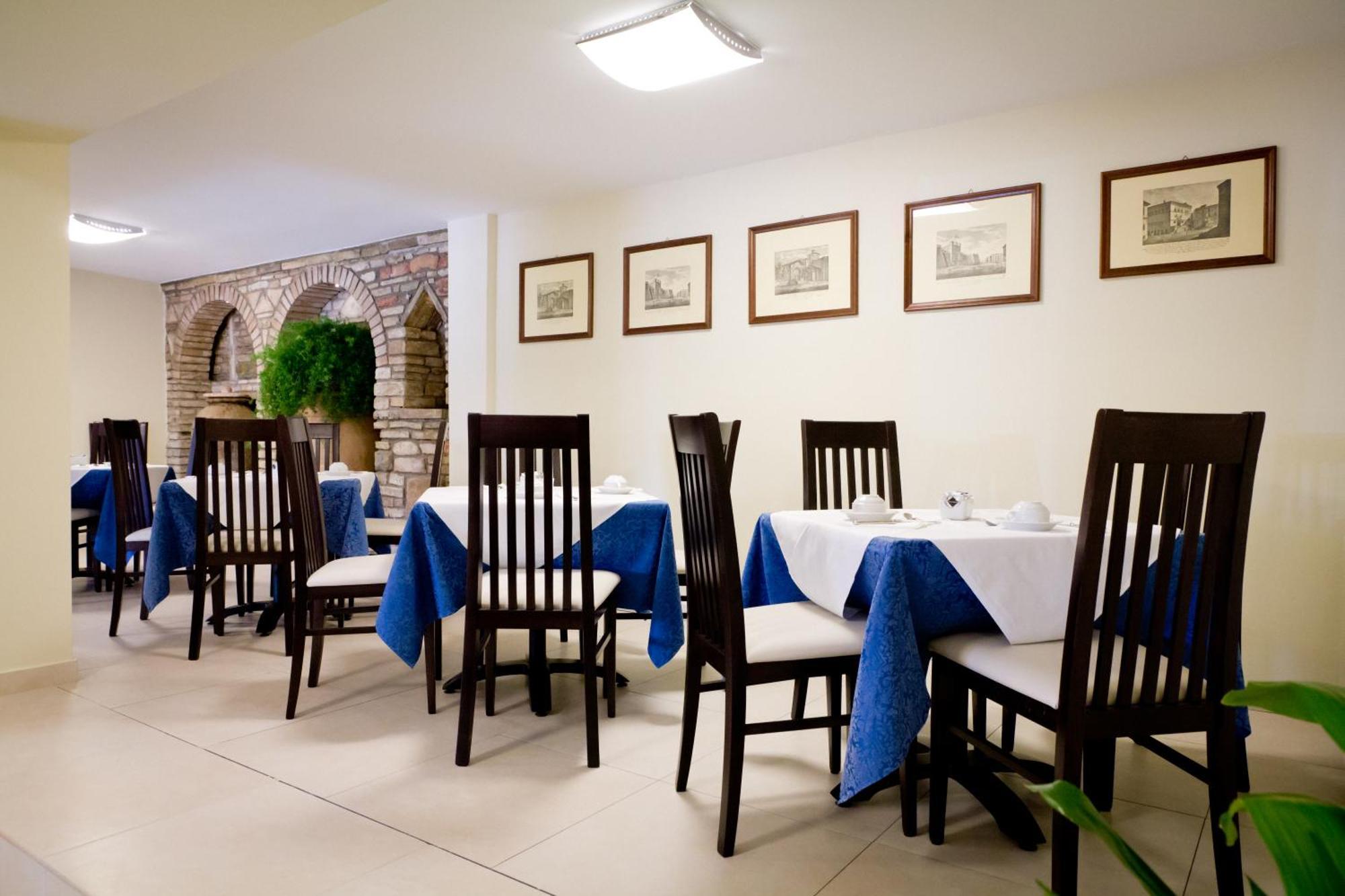 Hotel Donnini Assise Extérieur photo